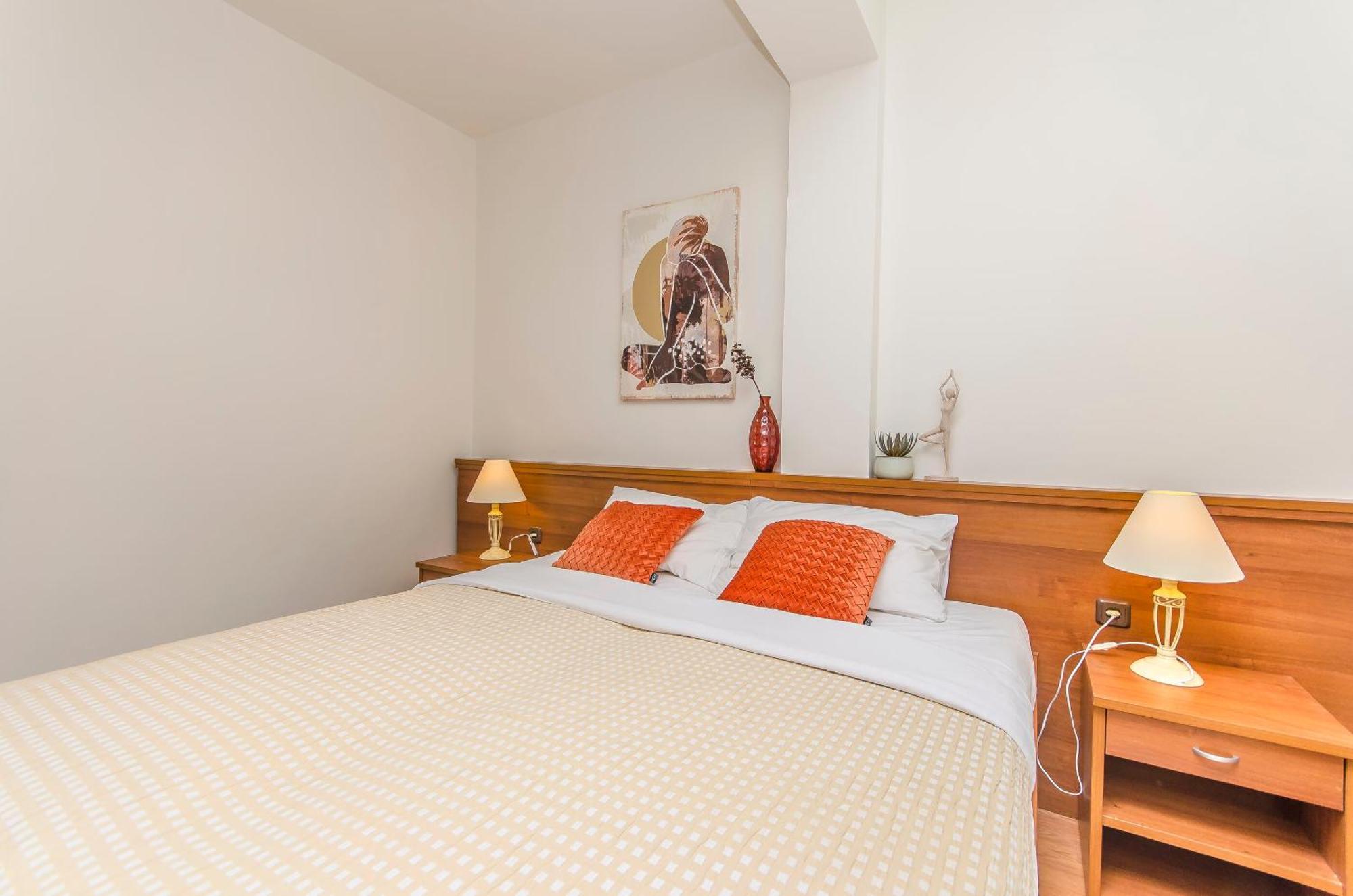 House Hotel Plava Laguna 迪斯诺 外观 照片
